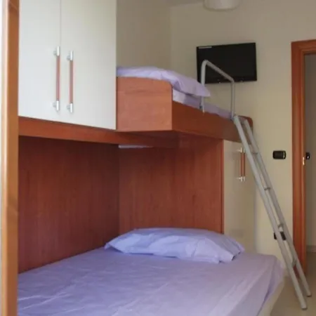 Ferienwohnung Fuer 3 Personen Ca 50 Qm In Pineto, Adriakueste Italien Mittlere Italienische Adriakueste Apartment *