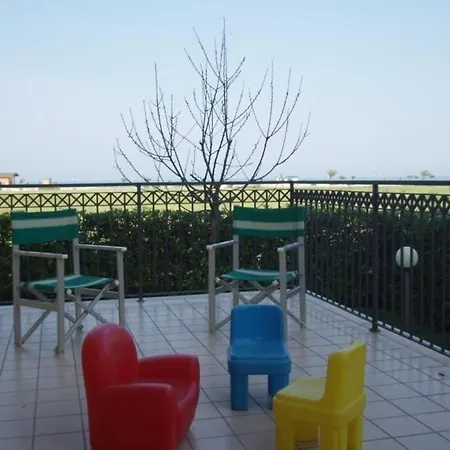 Ferienwohnung Fuer 3 Personen Ca 50 Qm In Pineto, Adriakueste Italien Mittlere Italienische Adriakueste * Pineto
